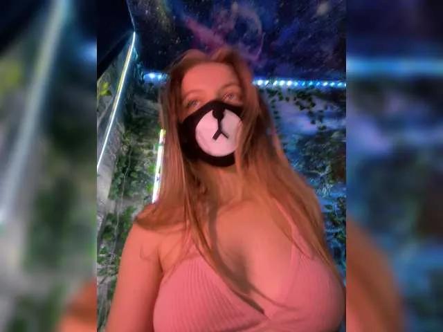 Freechat -Summer- on BongaCams
