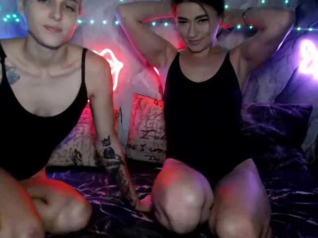 Offline 2Laski2 on BongaCams