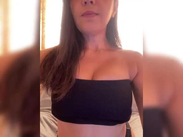 addddiss on BongaCams 