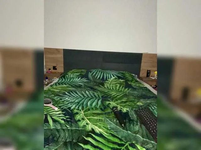 Adel-696 on BongaCams