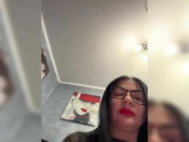 Afinakaroli83 — I get turned on by sociable non-greedy perverts