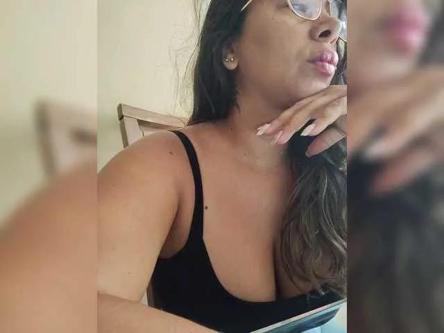 Offline Alannafit on BongaCams