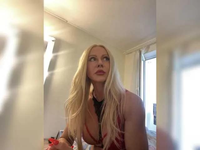 Freechat ALISE8881 on BongaCams