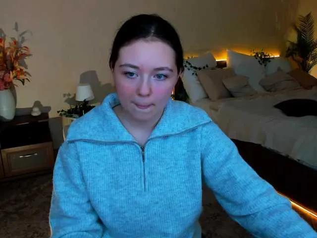 Offline AlluringLookk on BongaCams