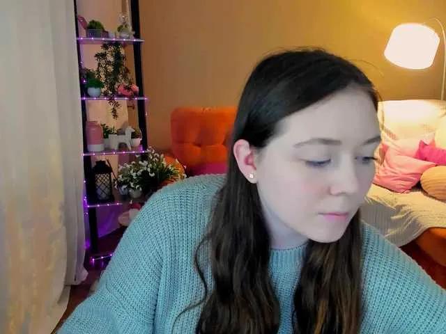 Offline AlluringLookk on BongaCams
