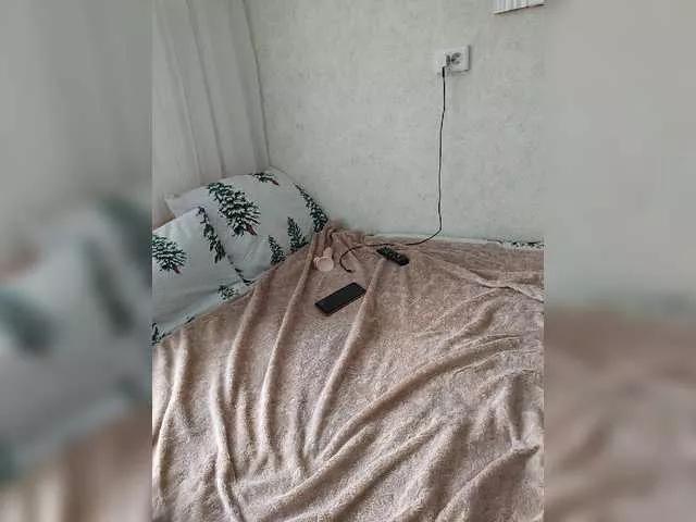 Offline Angelia22 on BongaCams