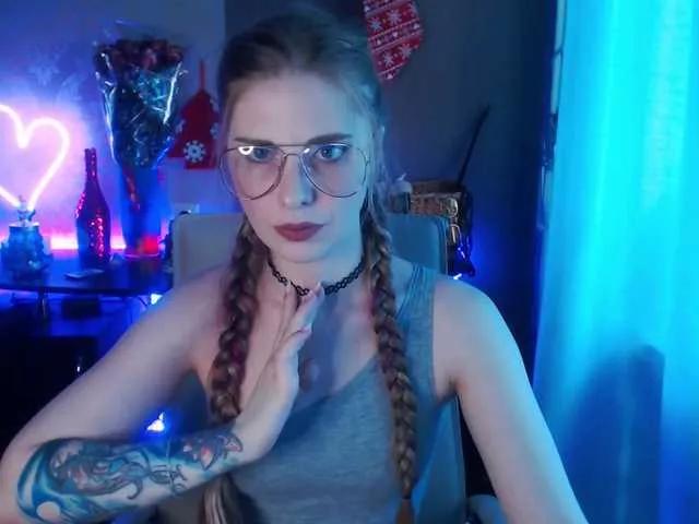 Offline Aqualen on BongaCams