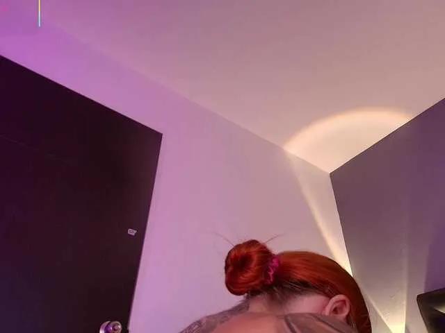 Offline ArannaMartine on BongaCams
