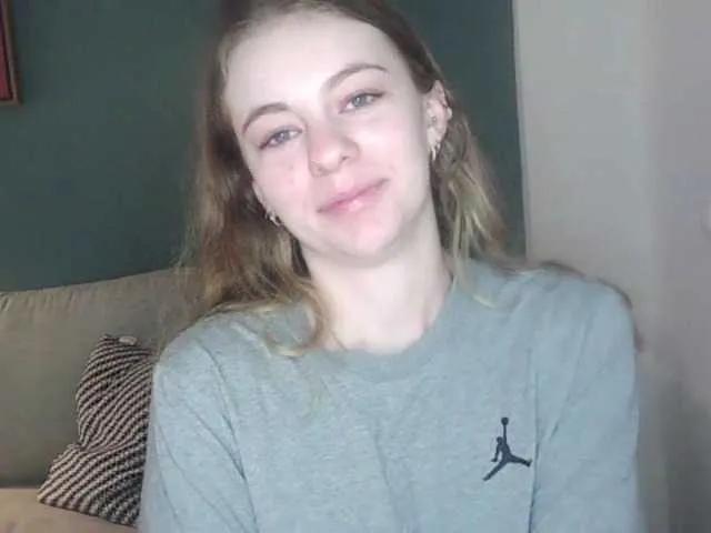 Offline AriaModel on BongaCams