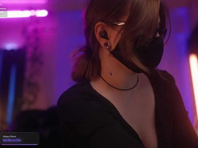 Offline arimass on BongaCams