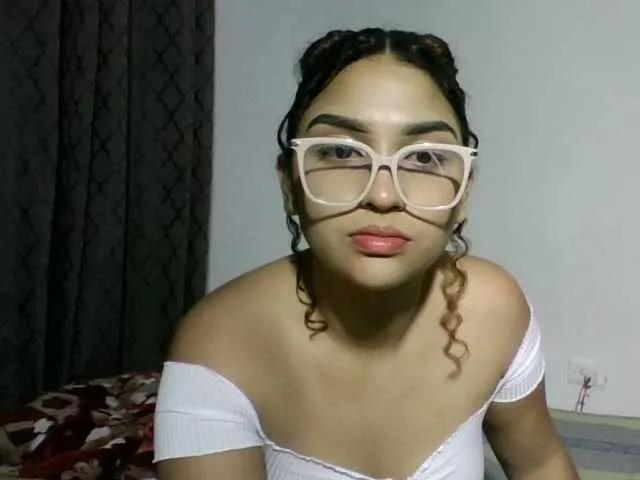 Freechat barbie2mich on BongaCams