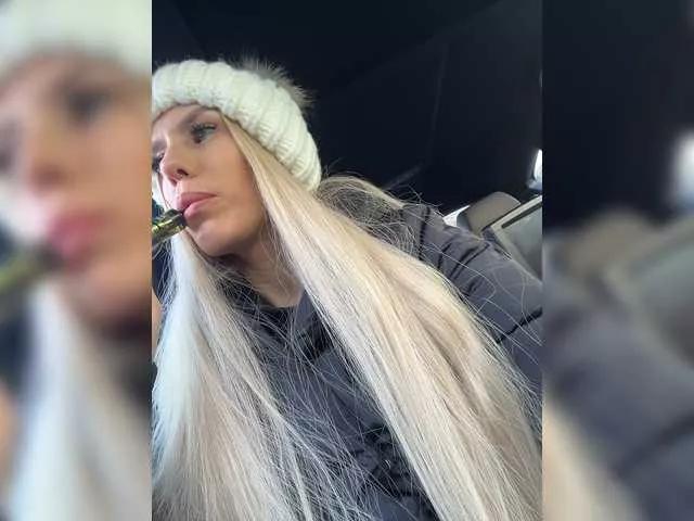 Freechat blondinochkaa on BongaCams