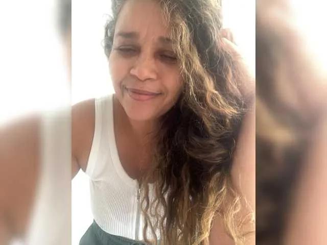 Offline Candela-lat on BongaCams