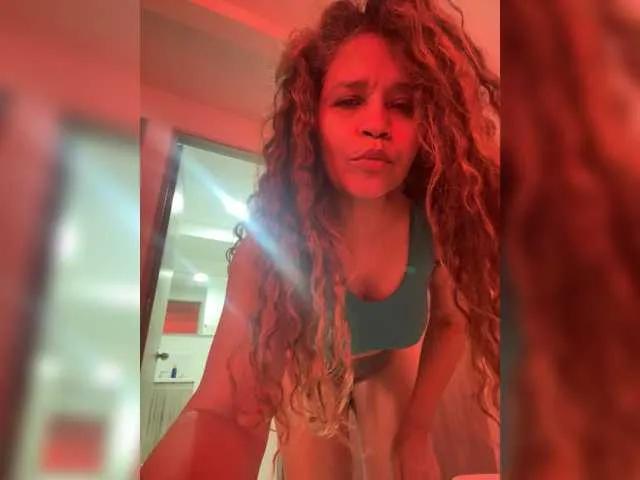 Offline Candela-lat on BongaCams
