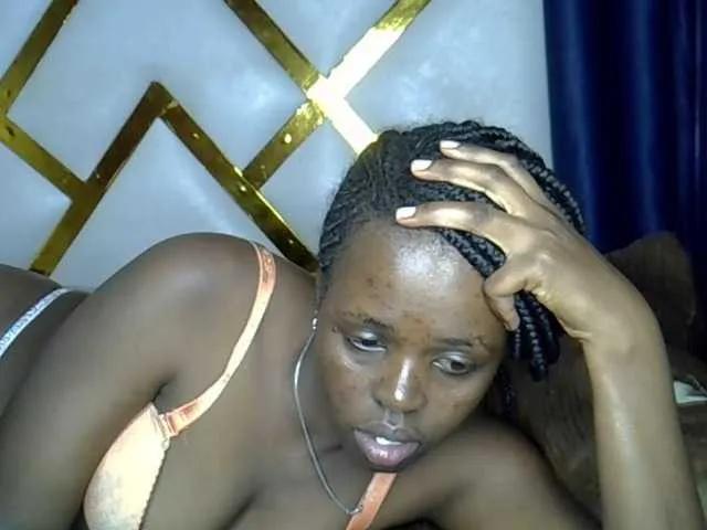 Offline Caramel22 on BongaCams