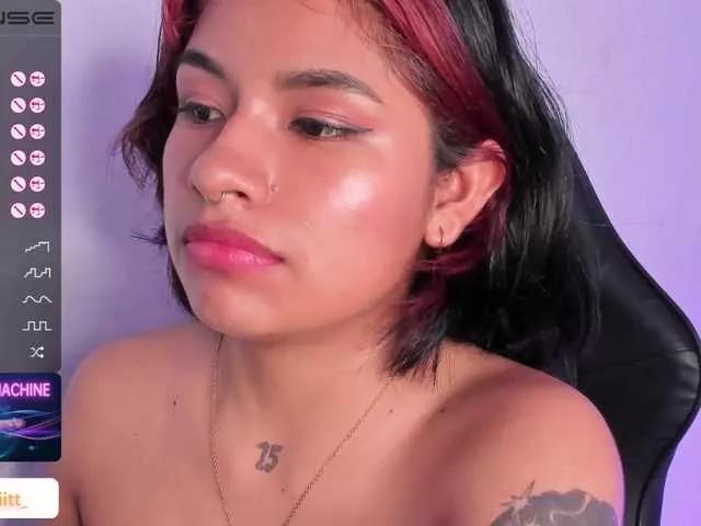 Offline ChantalPetit on BongaCams