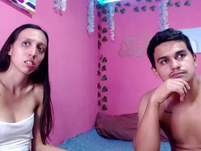 Freechat charly-x-emily on BongaCams
