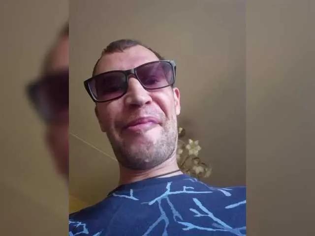 Offline Chelsi16 on BongaCams