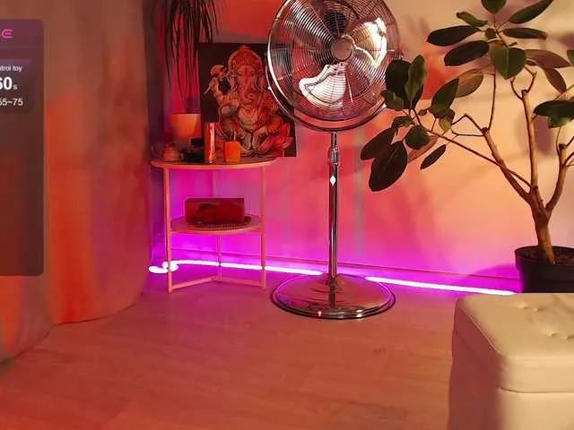 Offline ChloeSummers on BongaCams