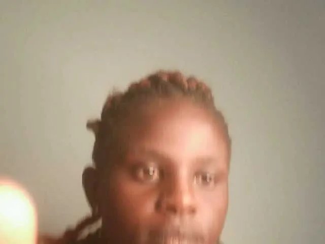 Chocolate-fudgecake on BongaCams 