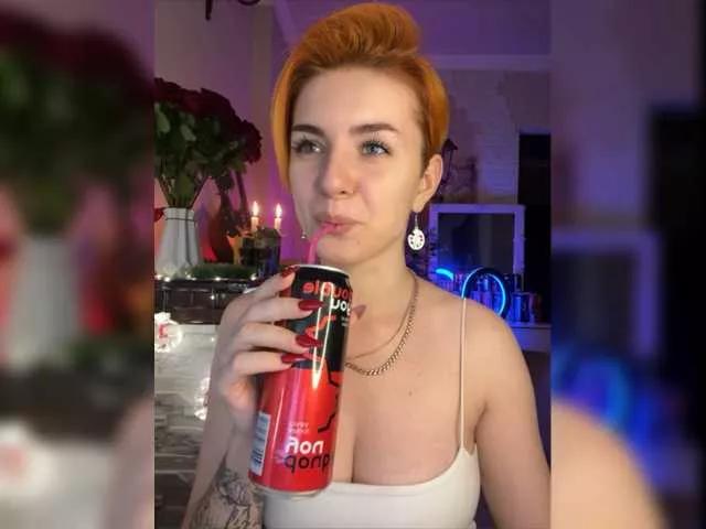 Offline ChristieWade on BongaCams