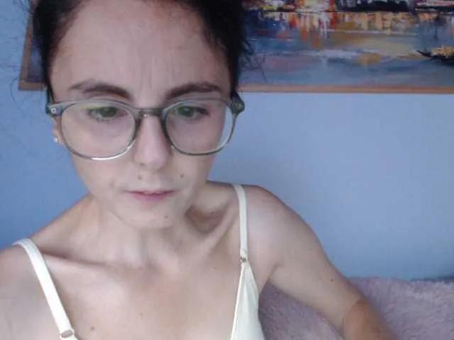 Freechat cleophee on BongaCams