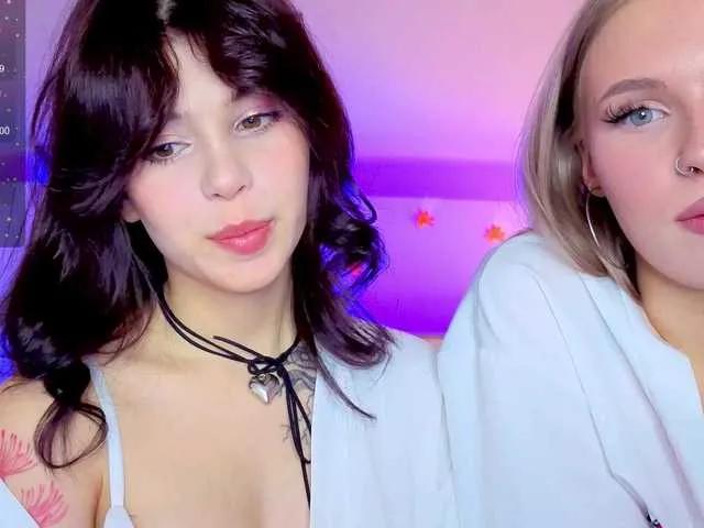 Offline CoralineJones on BongaCams