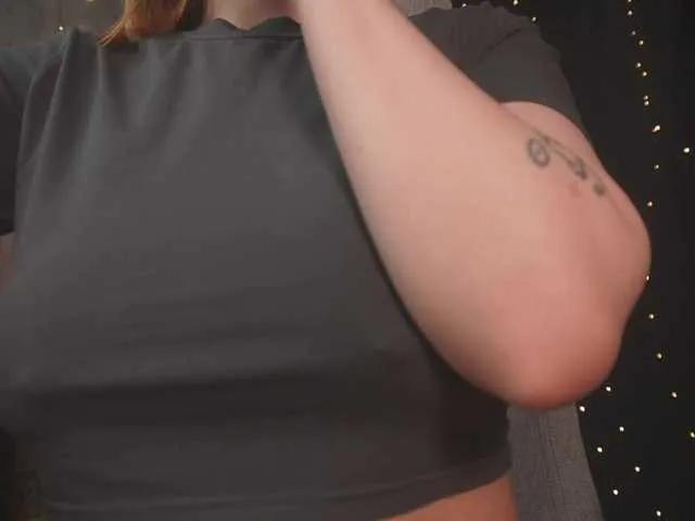 Freechat cutesoneckaaa on BongaCams
