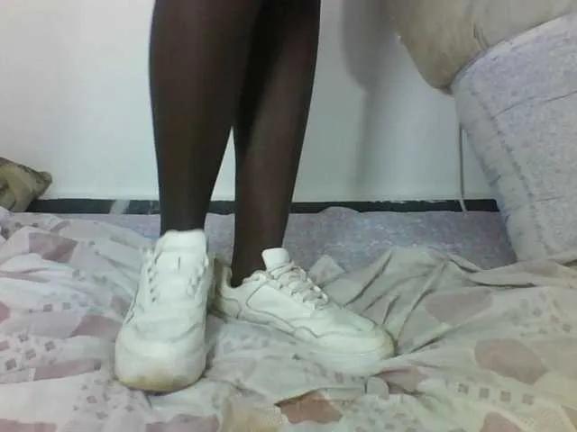 Offline CuteVicky on BongaCams