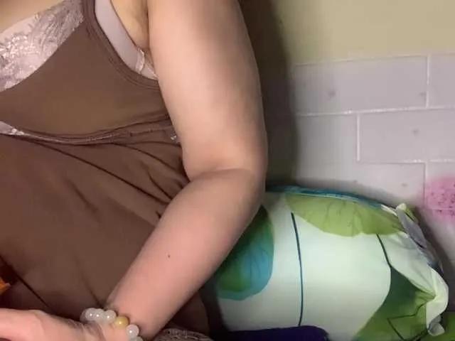 Offline Daisy119 on BongaCams