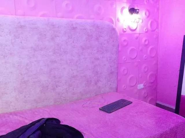 Freechat Danielaa-a on BongaCams