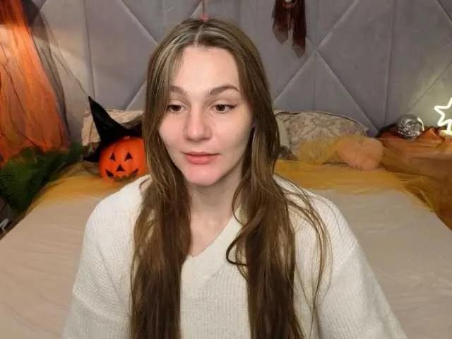 BongaCams DiamondGoldie is Freechat DiamondGoldie — Sometimes I want to be bossed around, sometimes I just want to be pampered and slowly made to tremble... And who will you be for me today - a strict teacher or a generous daddy?