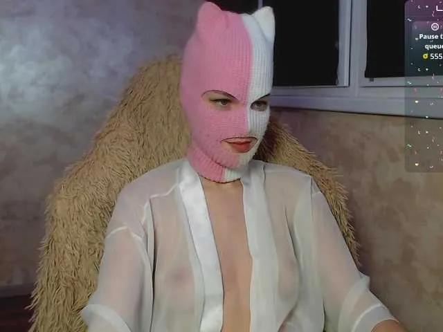 Offline Domiiiniiicana on BongaCams