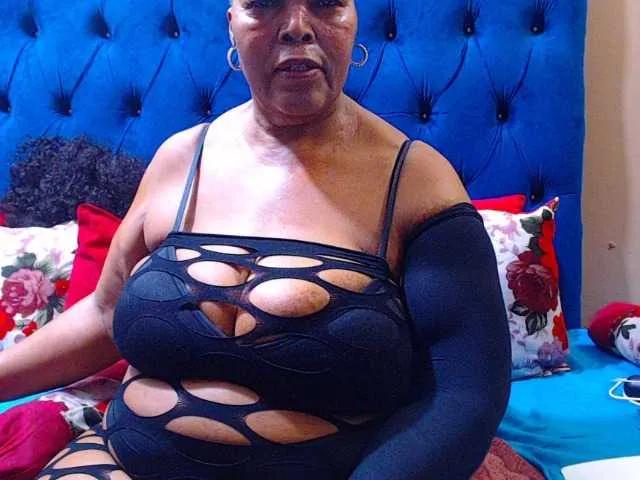 BongaCams Ebonycandy10 is Freechat Ebonycandy10 — a respectfu man that love loves himself and be romantic