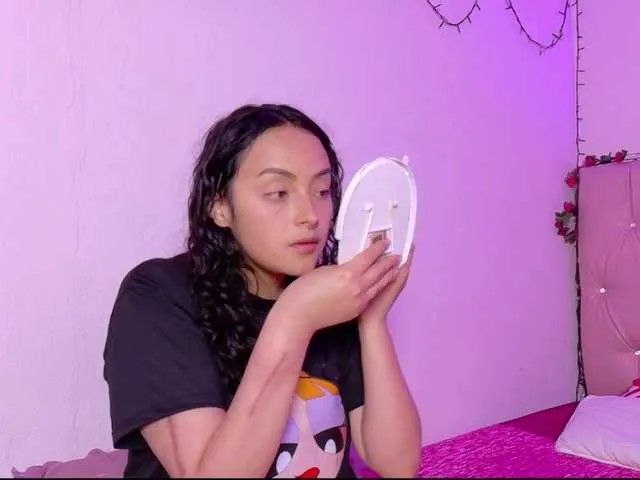 ela-peach — Help me reach my goal, if we achieve it I will not only give you an exclusive show but I will make you see stars by giving you a squirt 