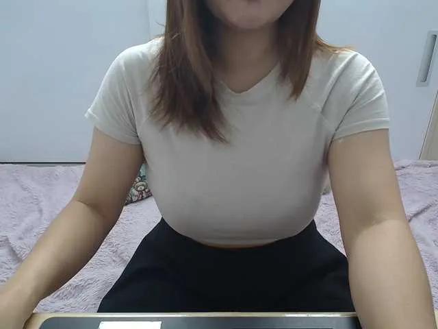 Freechat ElenaSex90 on BongaCams