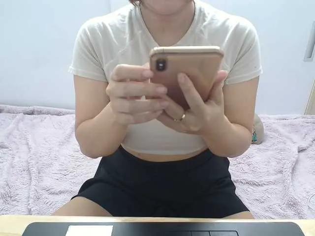 Freechat ElenaSex90 on BongaCams