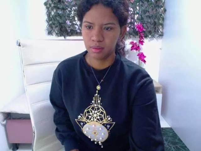 Offline Ellie-Alves on BongaCams