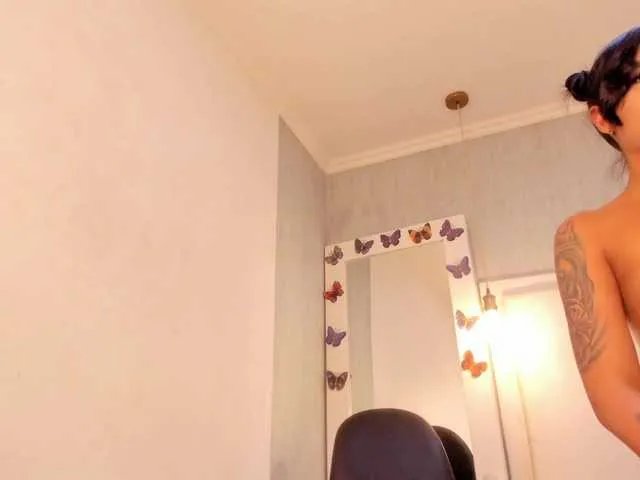 Emiily-Thompson on BongaCams 