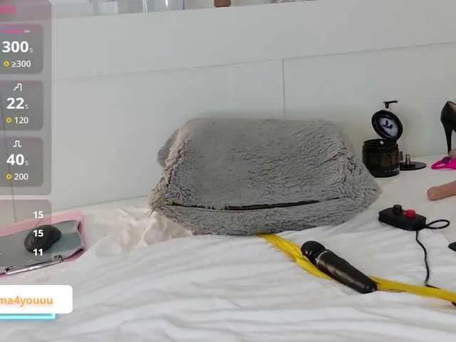 Offline Emmababe on BongaCams