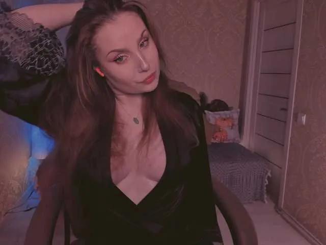 Offline Esmeerrr on BongaCams