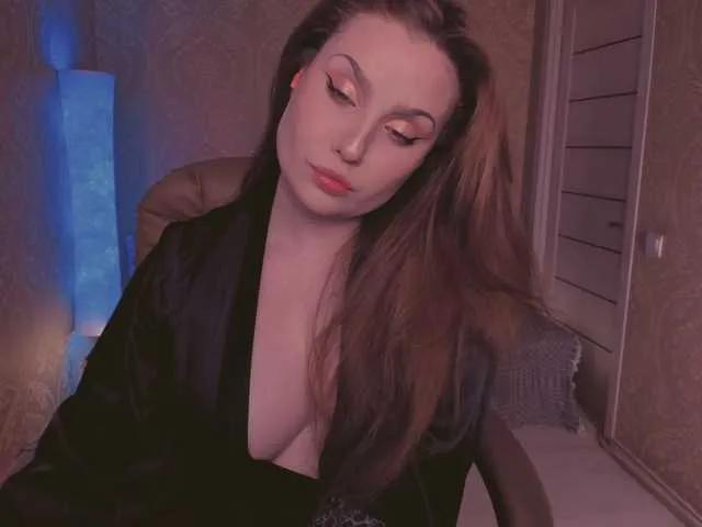 Offline Esmeerrr on BongaCams