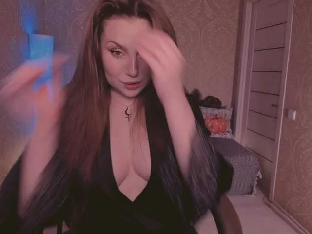 Offline Esmeerrr on BongaCams