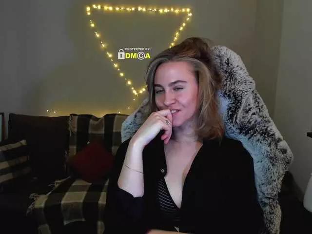 Freechat eva-adamova on BongaCams