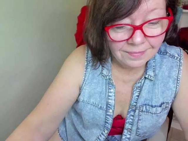 Offline flirty-adele on BongaCams
