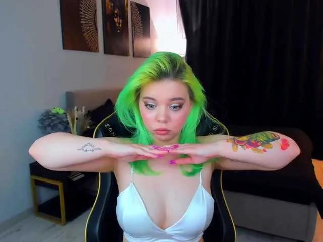 Freechat FunnyVibe on BongaCams