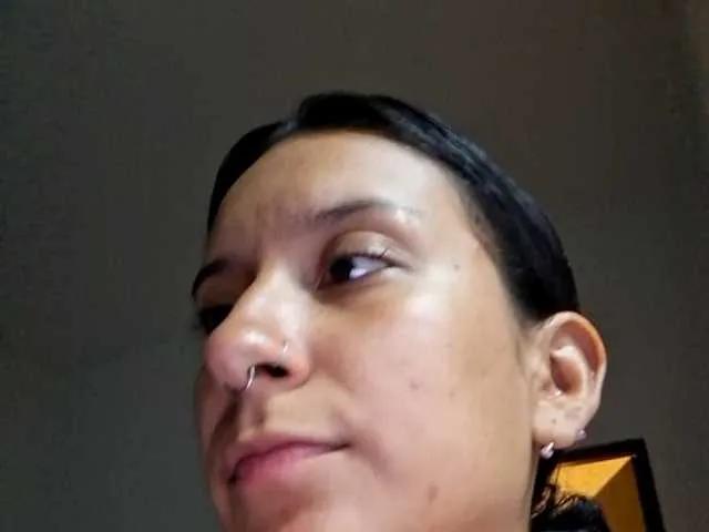 Offline Georgina-Cross on BongaCams