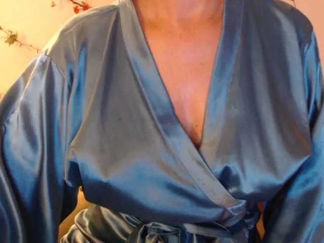 Freechat goodSnowQueen on BongaCams