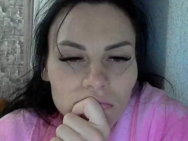 Offline Gospozha-77 on BongaCams