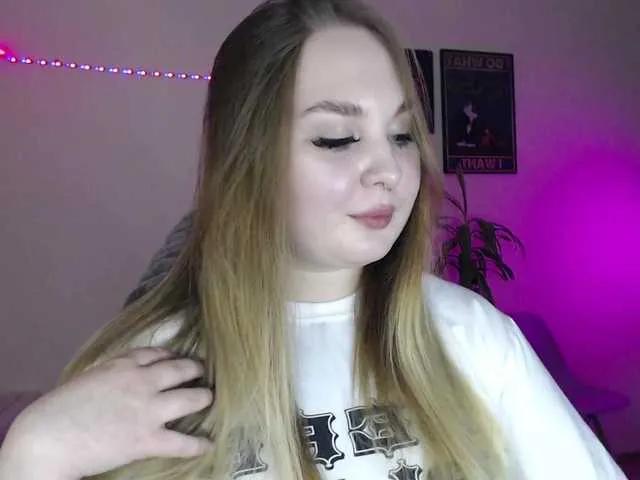 Offline Greeenfriends6969 on BongaCams